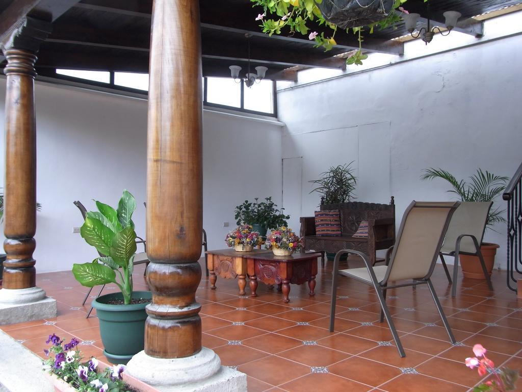 Posada Doña Luisa Antigua Exterior foto